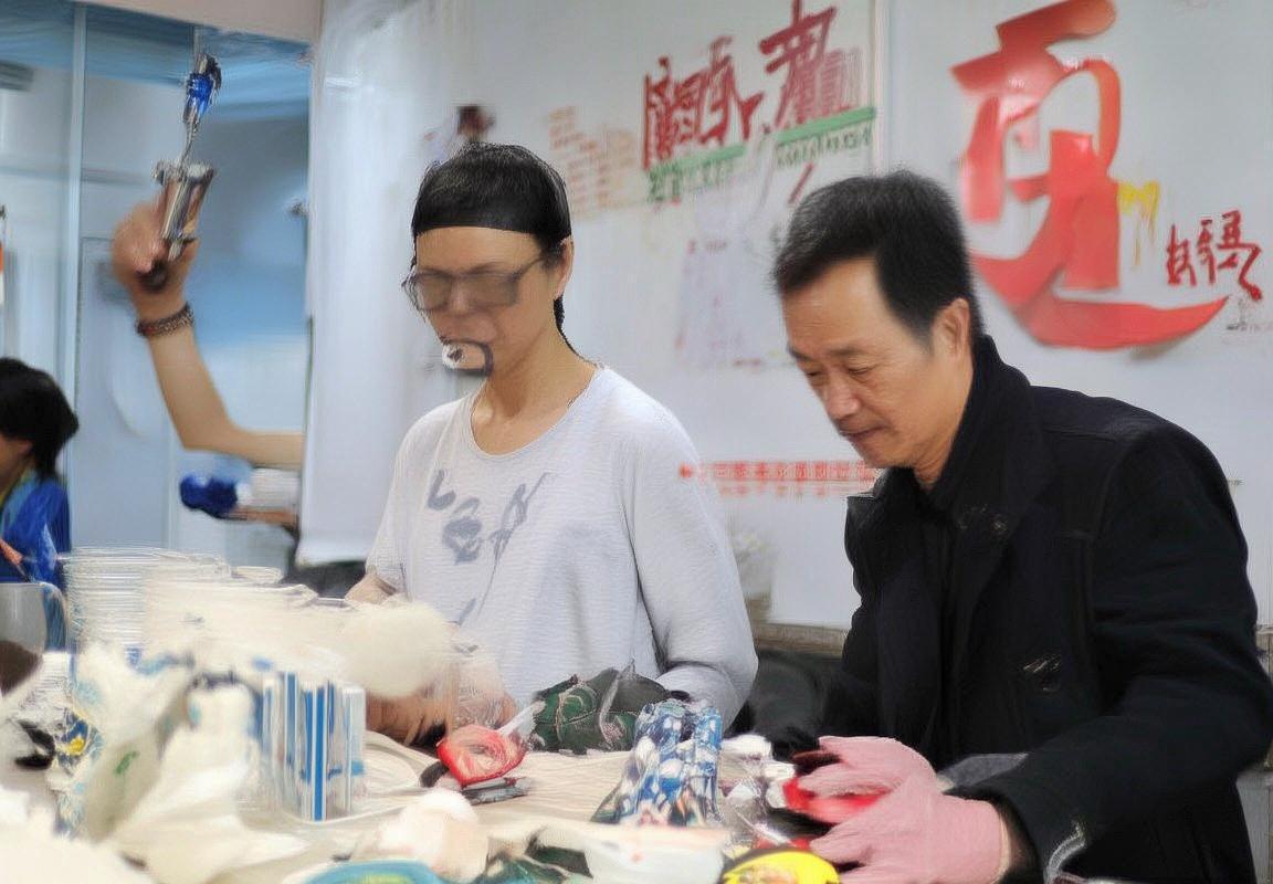 2021年1月15日火箭对马刺巅峰对决：三分盛宴与战术对决解析(图3)